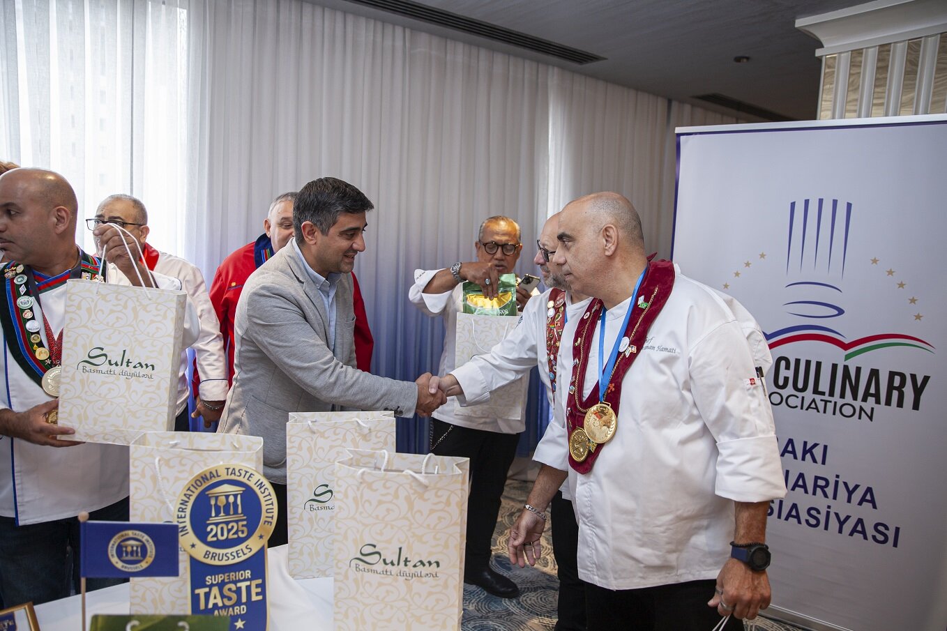 Baki-Kulinariya-Assosiasiyasinin-Ayliq-Toplantisinda-Sultan-Basmati-Premium-Duyu-ile-Tanisliq